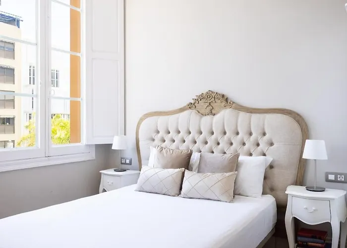 Palacio De Herrera Santa Cruz de Tenerife